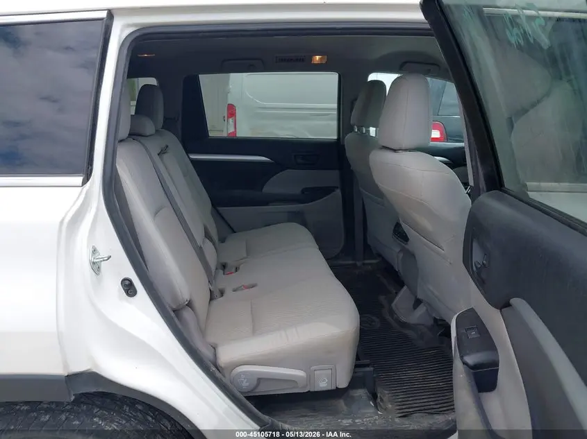 2016 TOYOTA HIGHLANDER LE V6