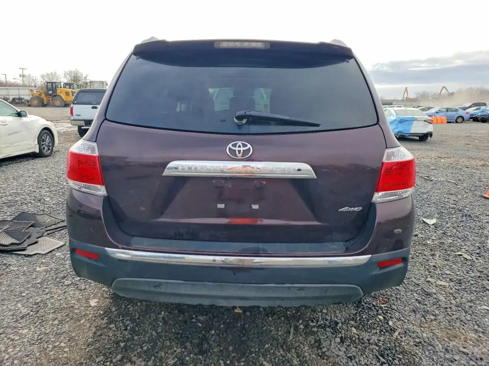 2012 TOYOTA HIGHLANDER LIMITED  