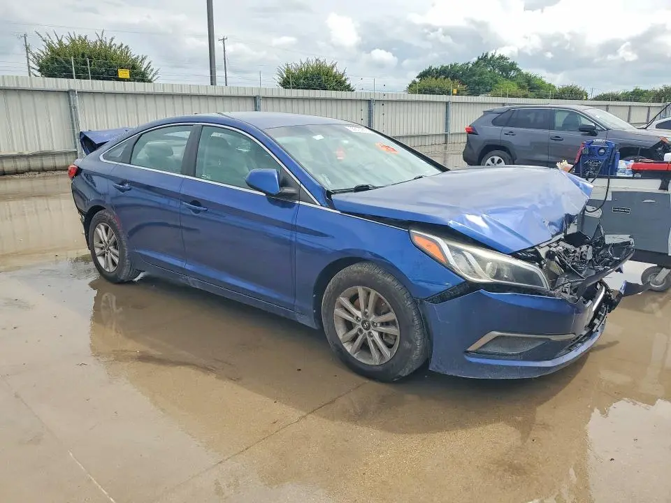 2016 HYUNDAI SONATA SE  