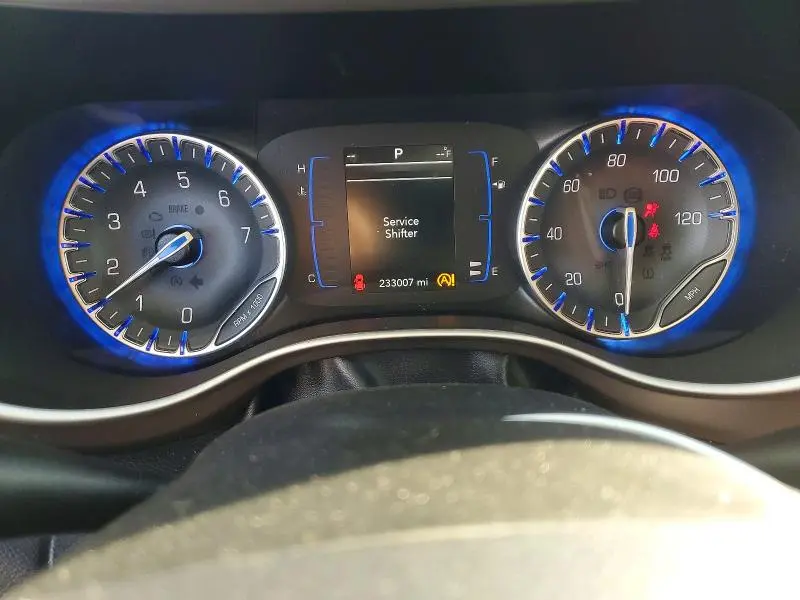 2020 CHRYSLER VOYAGER LXI  