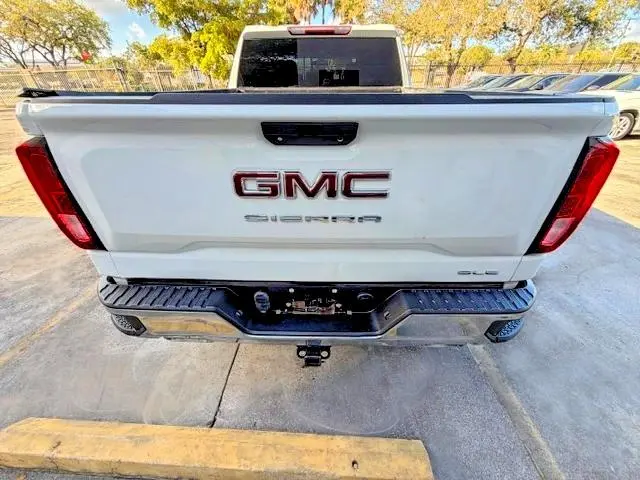 2021 GMC SIERRA K1500 SLE  