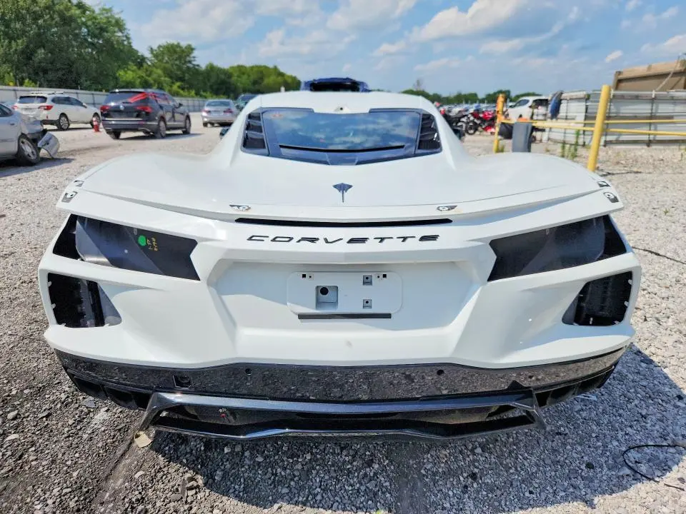 2025 CHEVROLET CORVETTE STINGRAY 2LT  
