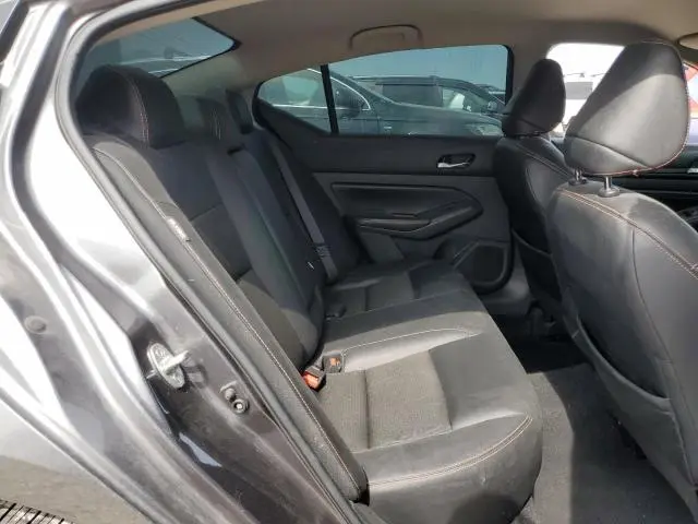 2021 NISSAN ALTIMA SR  