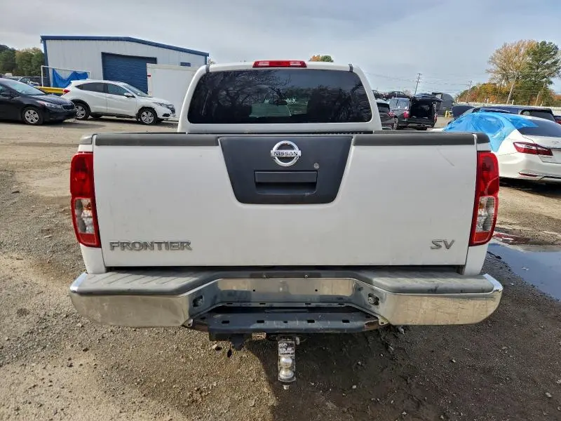 2011 NISSAN FRONTIER S  