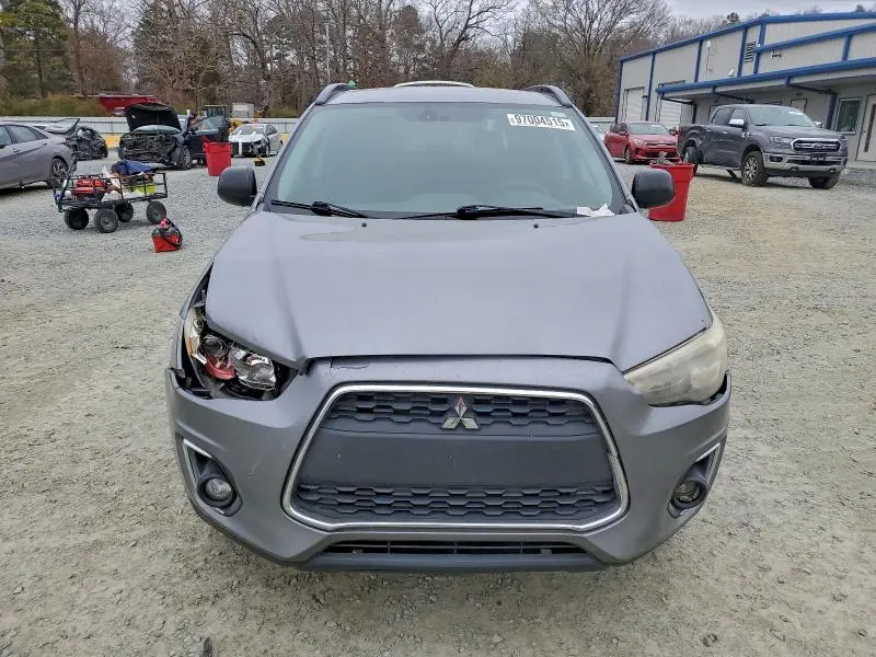 2013 MITSUBISHI OUTLANDER SPORT LE  