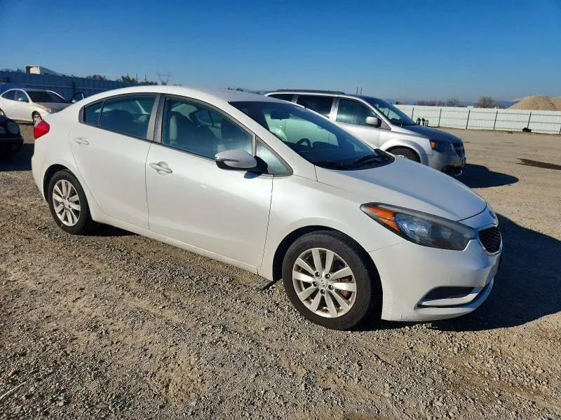 2016 KIA FORTE LX  