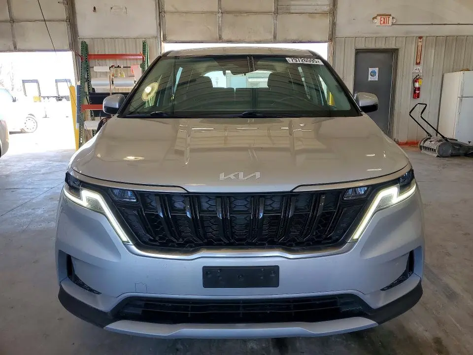 2022 KIA CARNIVAL LX  