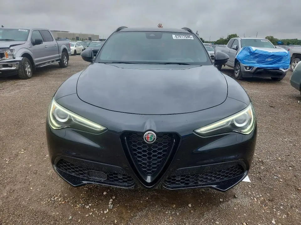 2023 ALFA ROMEO STELVIO TI  