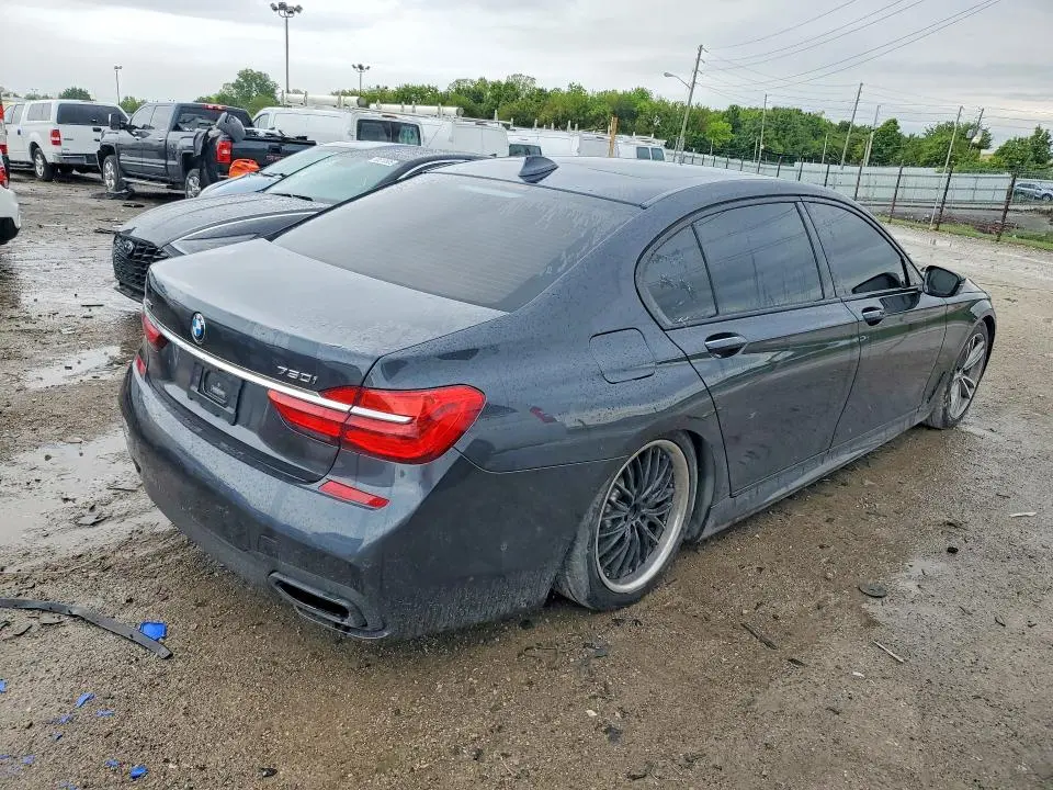 2017 BMW 750 XI  