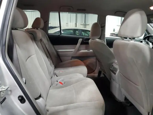 2012 TOYOTA HIGHLANDER BASE  