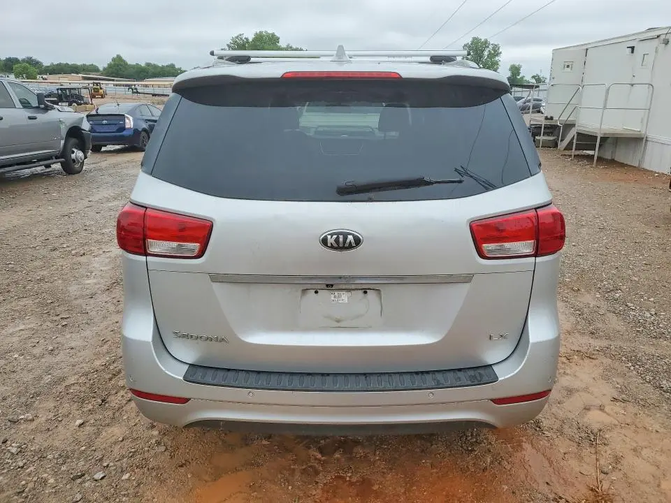 2016 KIA SEDONA LX  
