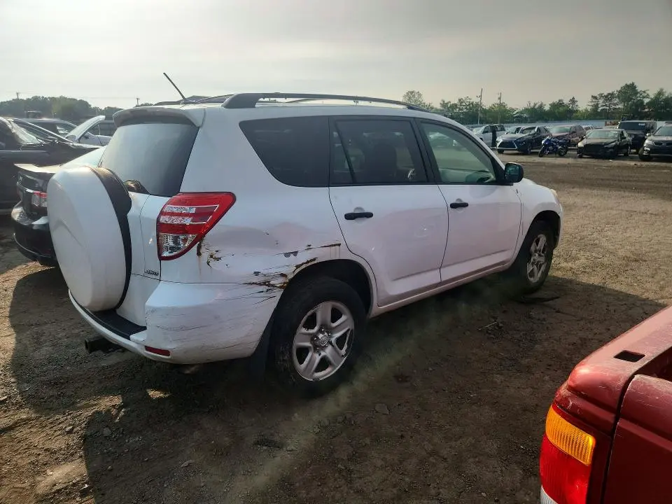 2011 TOYOTA RAV4 BASE  