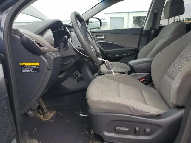 2017 HYUNDAI SANTA FE SE  