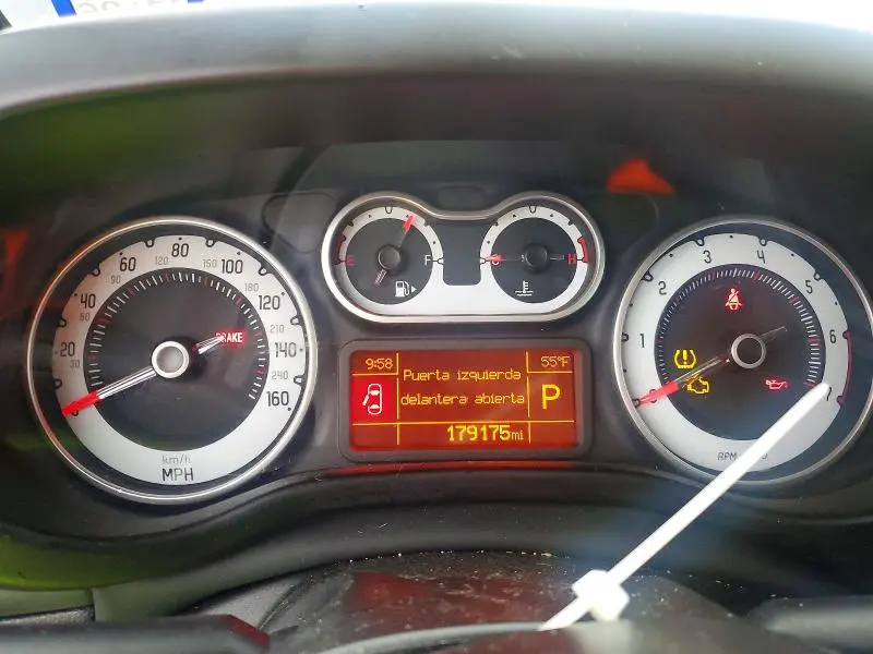 2014 FIAT 500L LOUNGE  