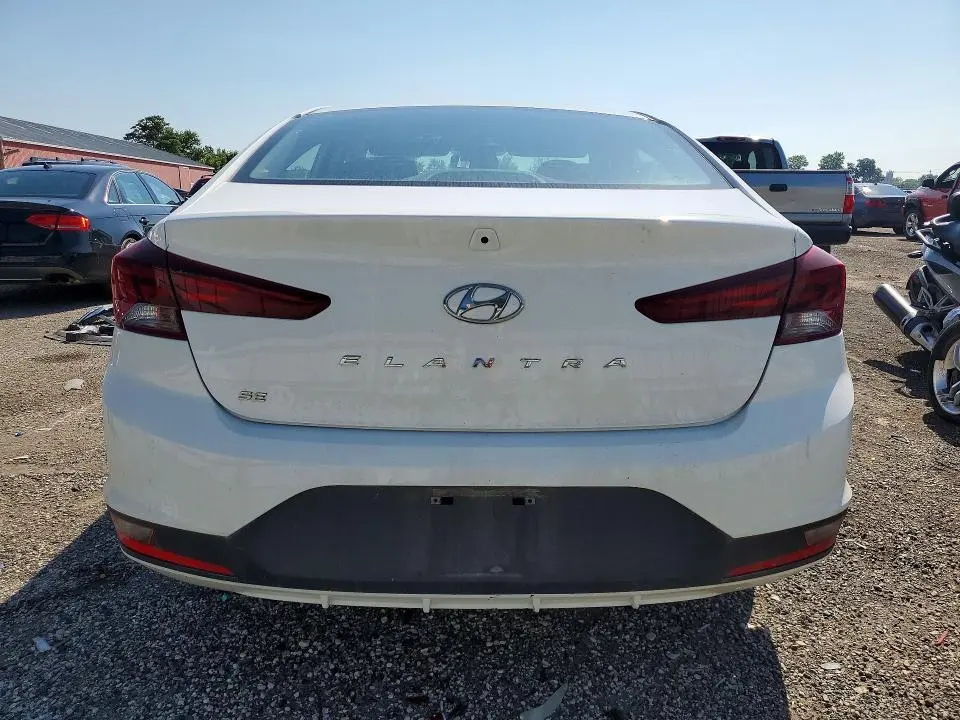 2020 HYUNDAI ELANTRA SE  