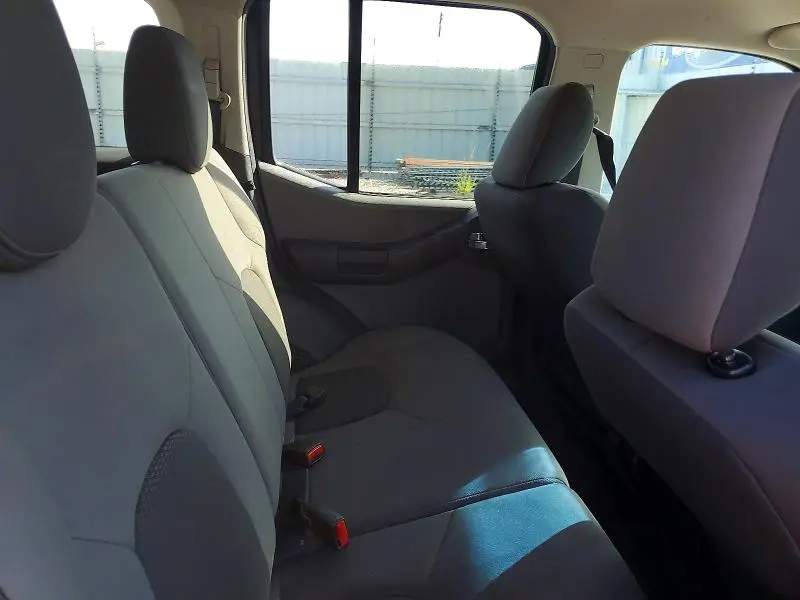 2013 NISSAN XTERRA X  