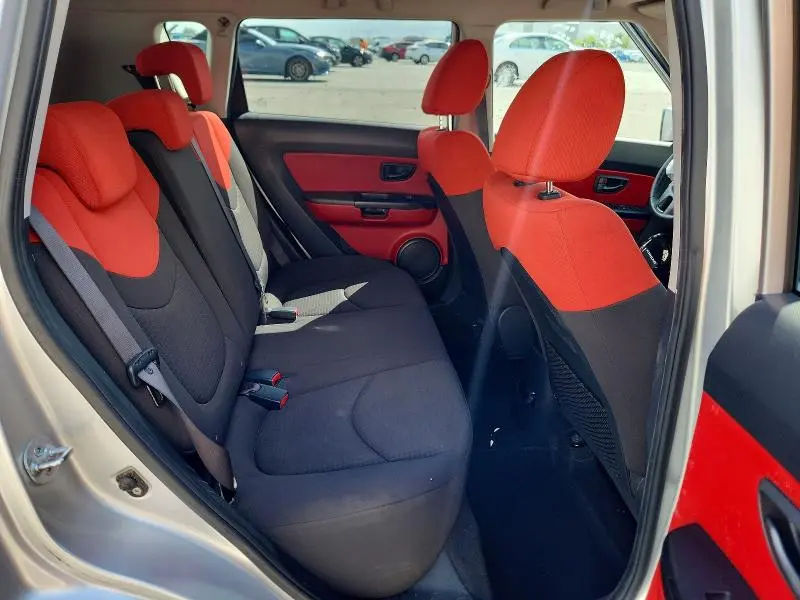 2010 KIA SOUL +  
