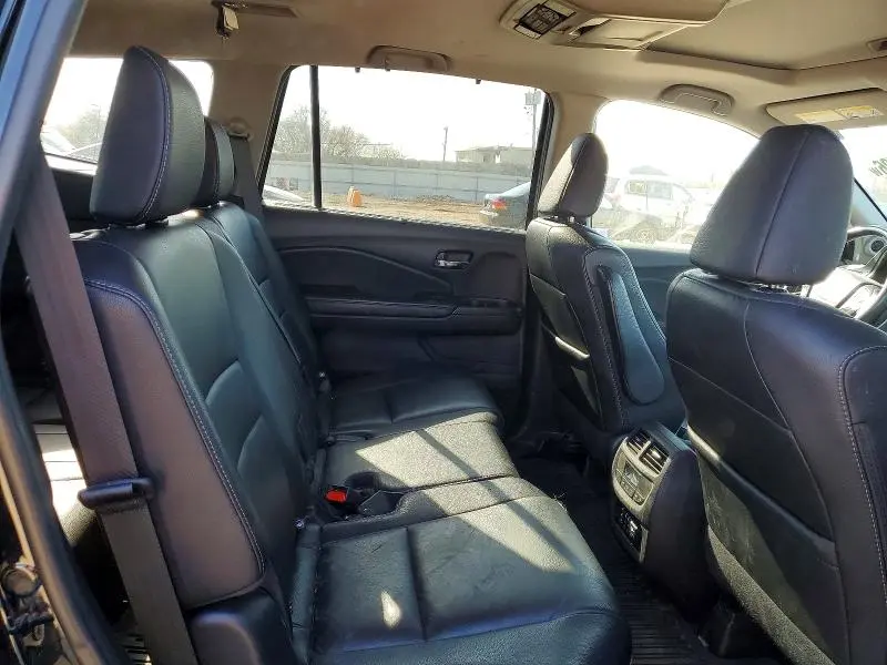 2017 HONDA PILOT TOURING  