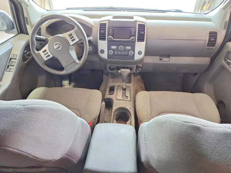2016 NISSAN FRONTIER SV  