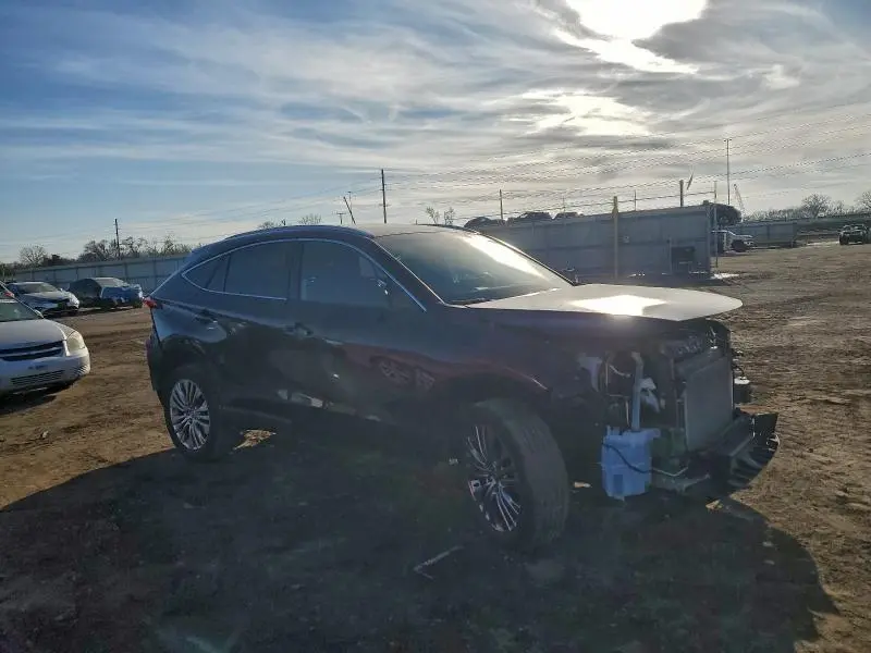 2023 TOYOTA VENZA LE  