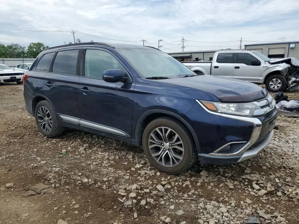 2016 MITSUBISHI OUTLANDER SE  