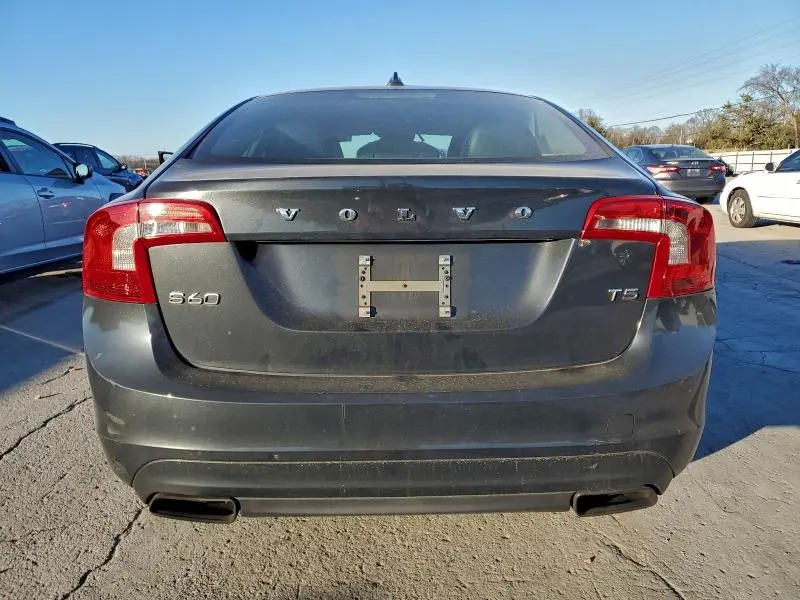2014 VOLVO S60 T5  