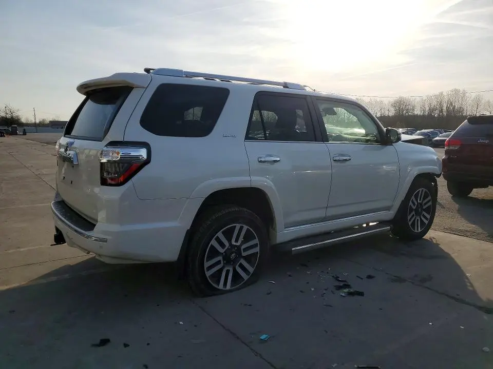 2023 TOYOTA 4 RUNNER   