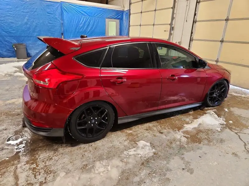 2016 FORD FOCUS SE  