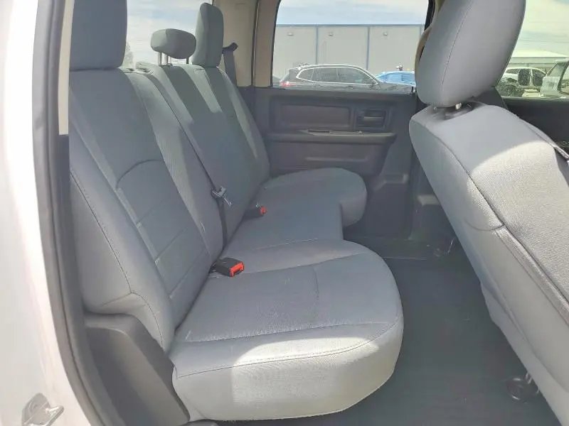 2015 RAM 1500 ST  