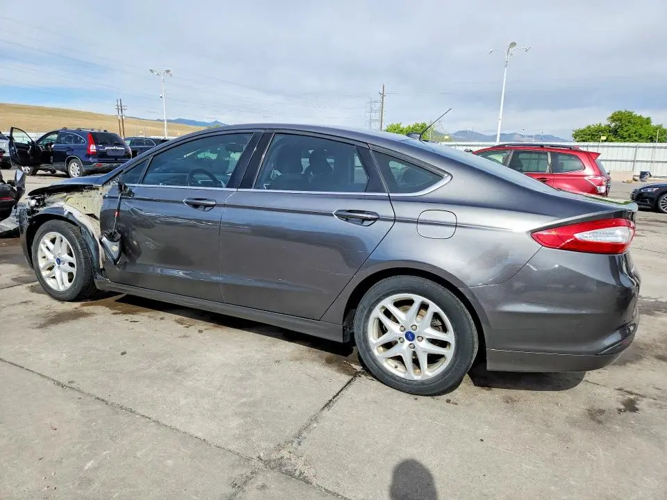2016 FORD FUSION SE  