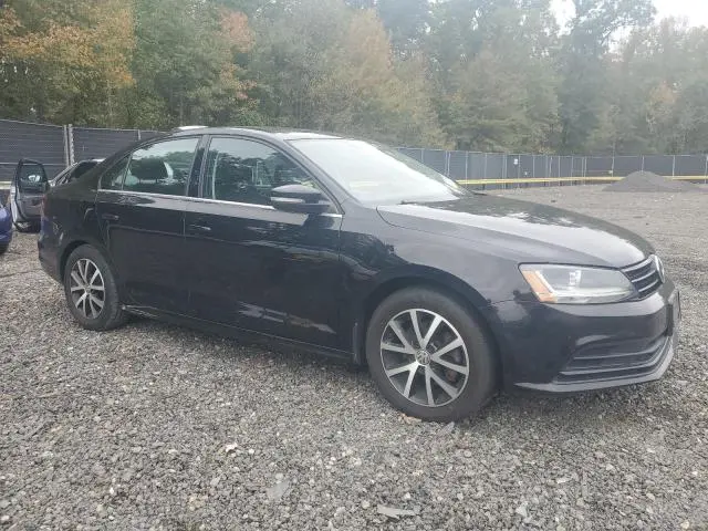 2017 VOLKSWAGEN JETTA SE  