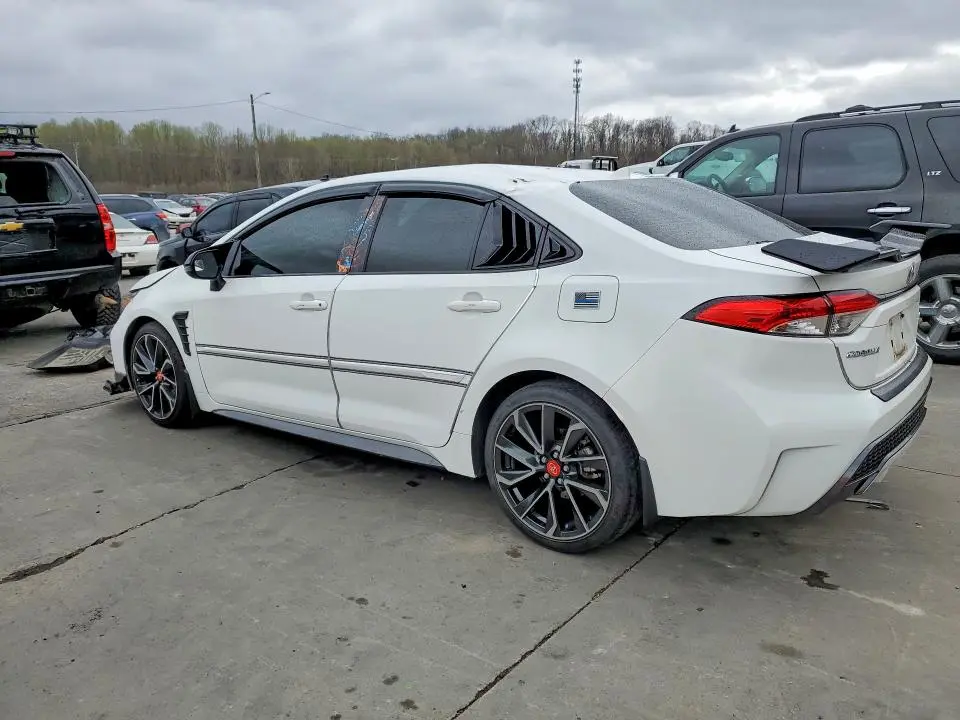 2022 TOYOTA COROLLA SE  