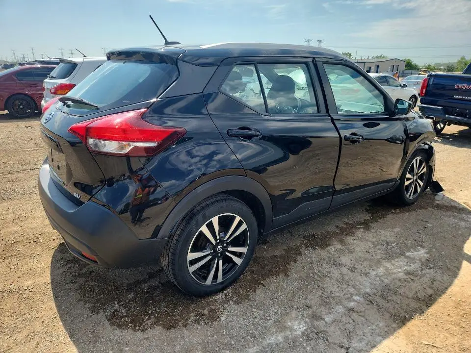 2019 NISSAN KICKS SV  
