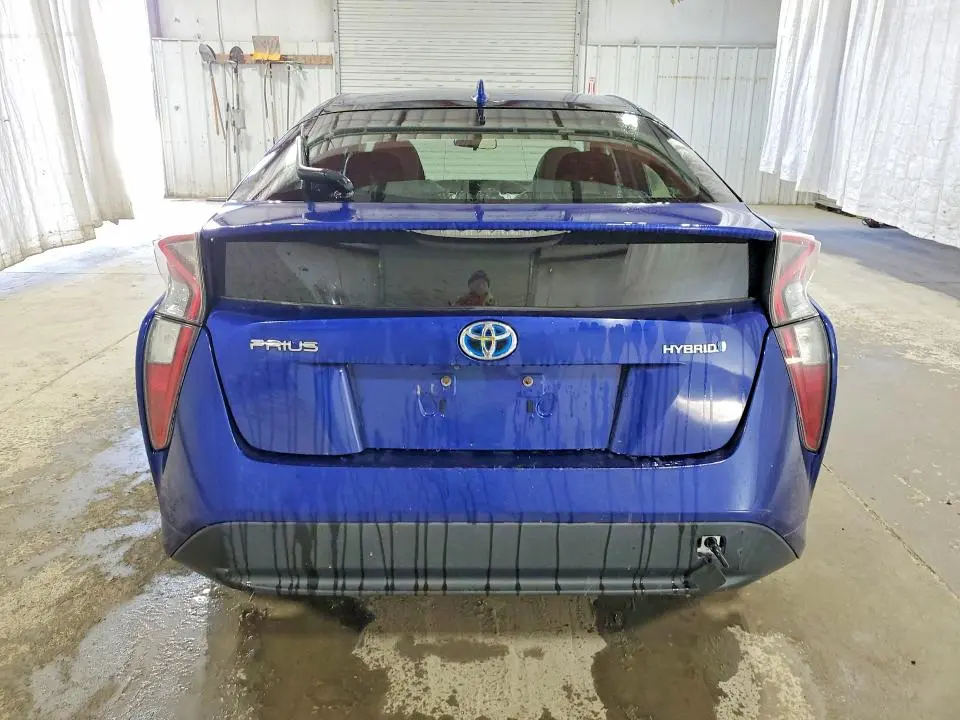 2016 TOYOTA PRIUS THREE- R&D- CLN TITLE- PRI FLEET