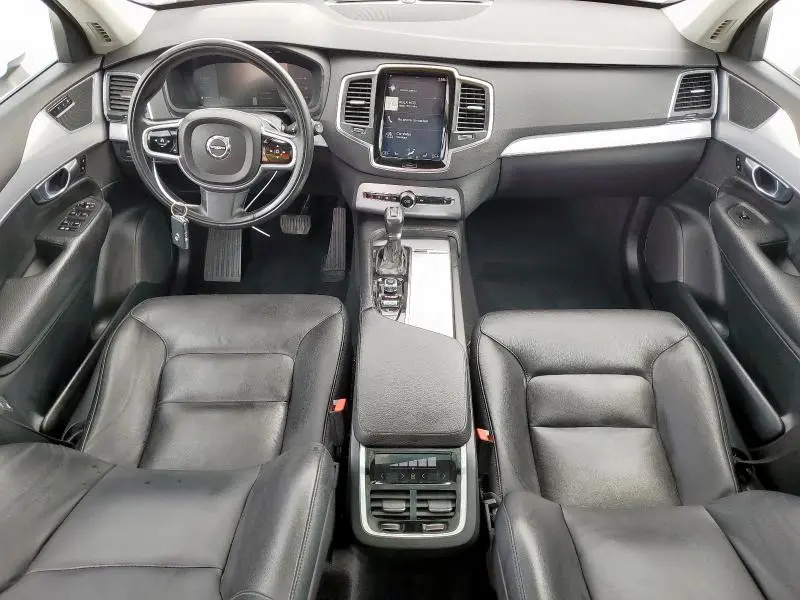 2018 VOLVO XC90 T5  