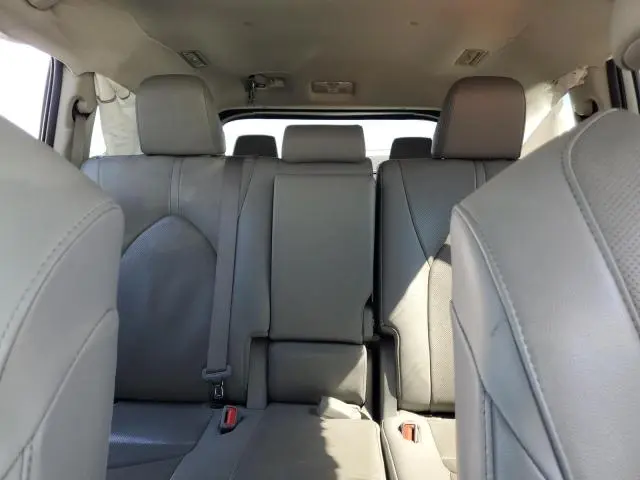 2020 TOYOTA HIGHLANDER LIMITED  