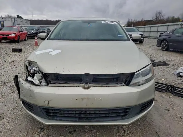 2011 VOLKSWAGEN JETTA SE  