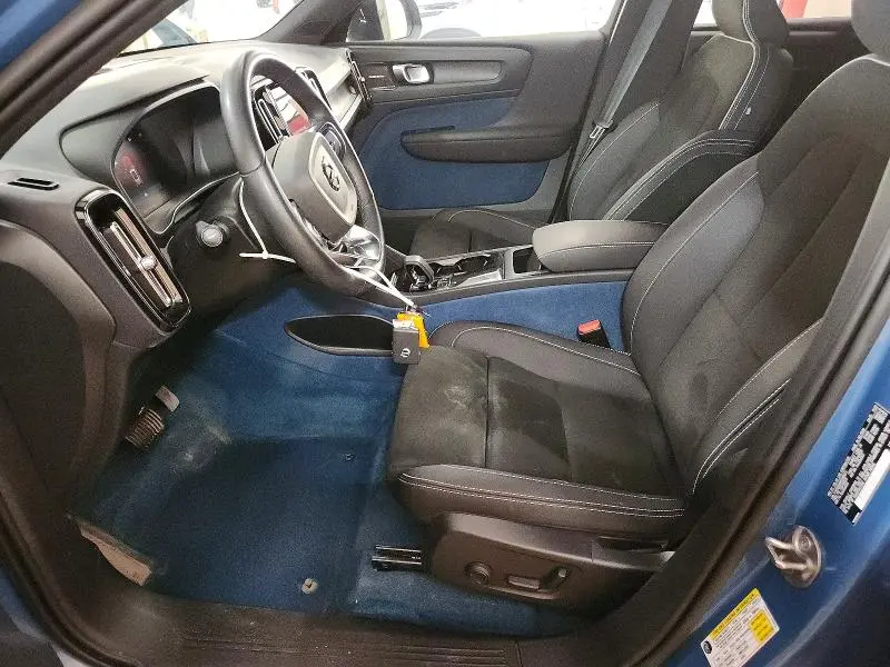 2023 VOLVO XC40 RECHARGE ULTIMATE  