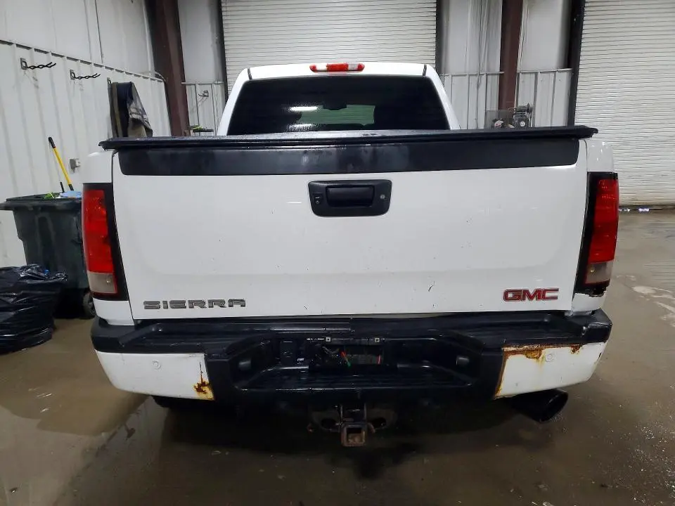 2012 GMC SIERRA K2500 DENALI  