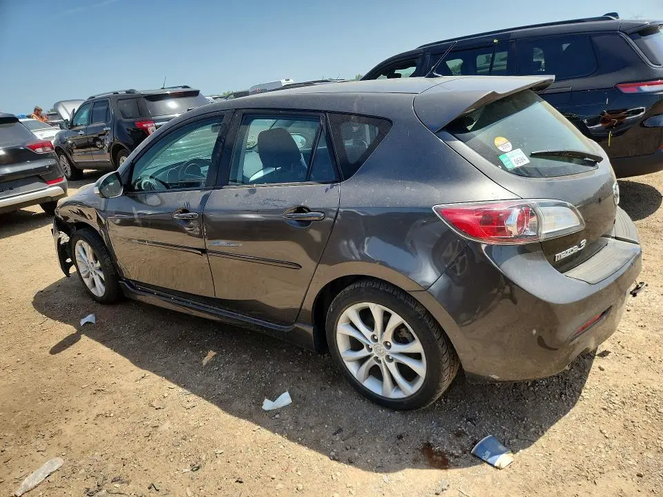 2010 MAZDA 3 S  