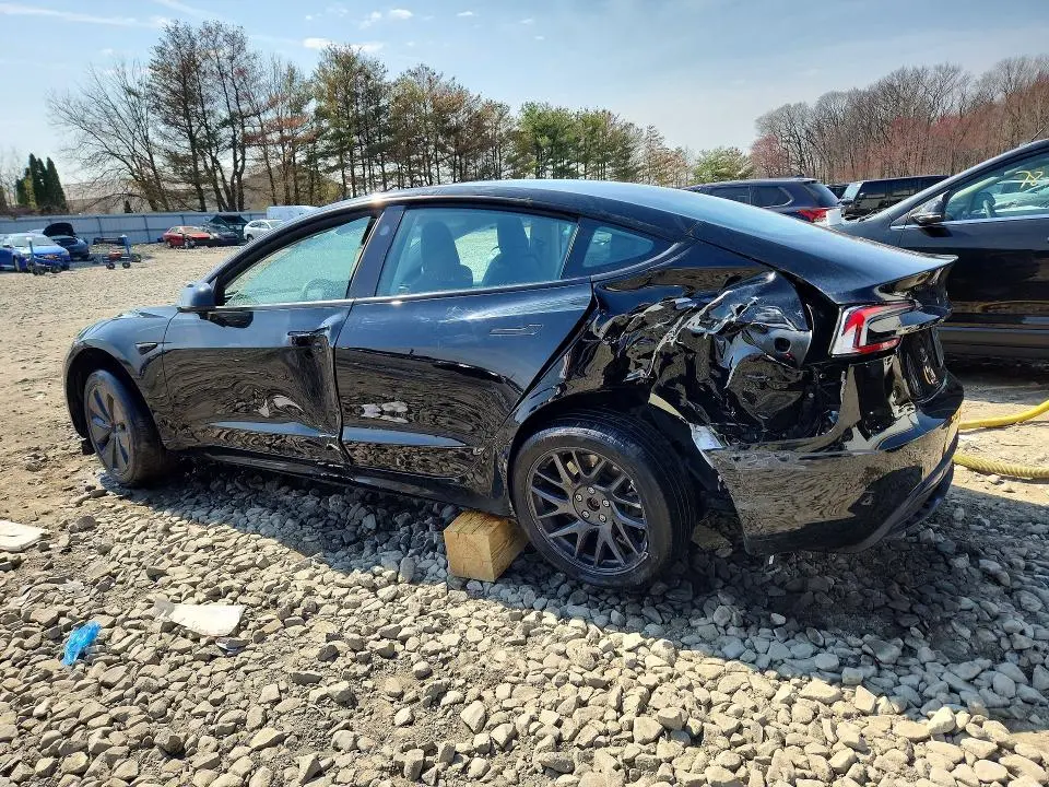 2025 TESLA MODEL 3   
