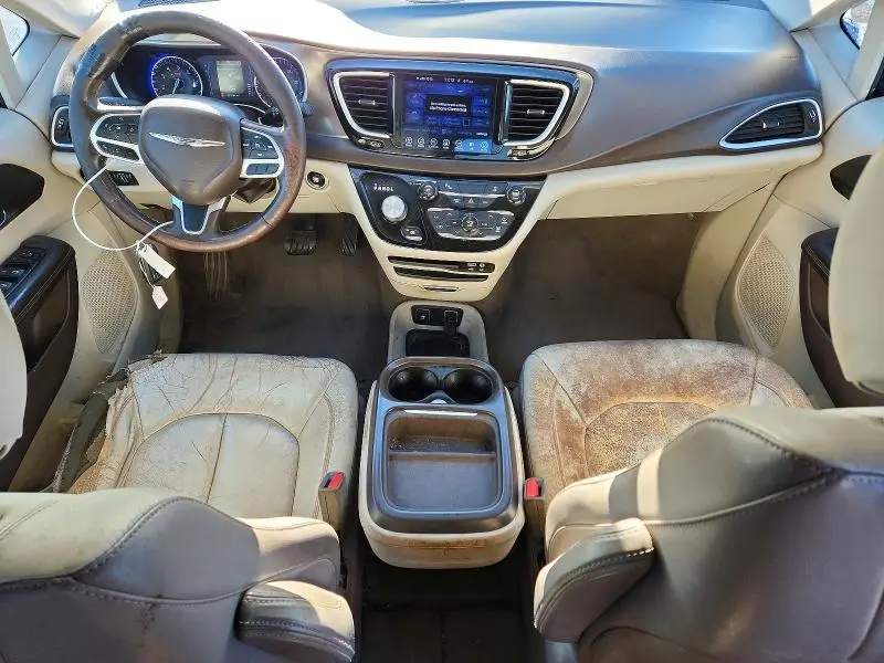 2017 CHRYSLER PACIFICA TOURING L  