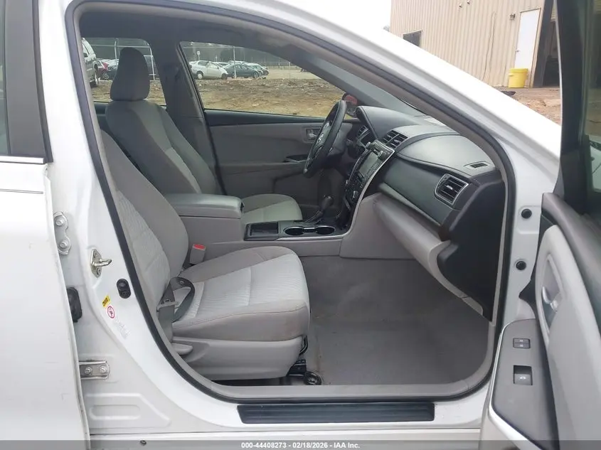 2017 TOYOTA CAMRY LE