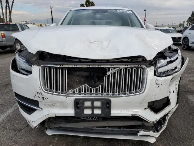 2017 VOLVO XC90 T8  