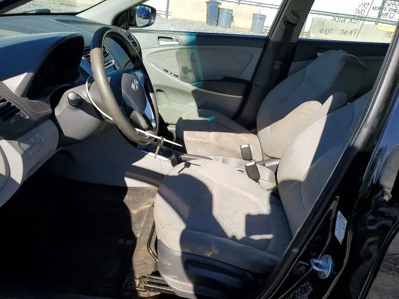 2013 HYUNDAI ACCENT GLS  