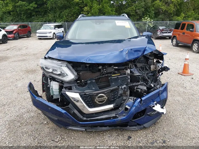 2017 NISSAN ROGUE SL