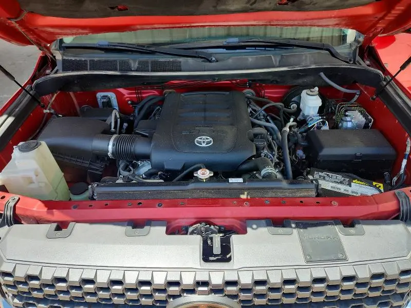2019 TOYOTA TUNDRA CREWMAX SR5  