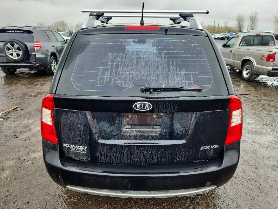 2012 KIA RONDO   