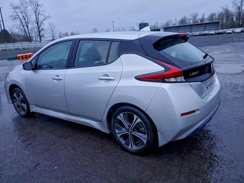 2021 NISSAN LEAF SV PLUS  