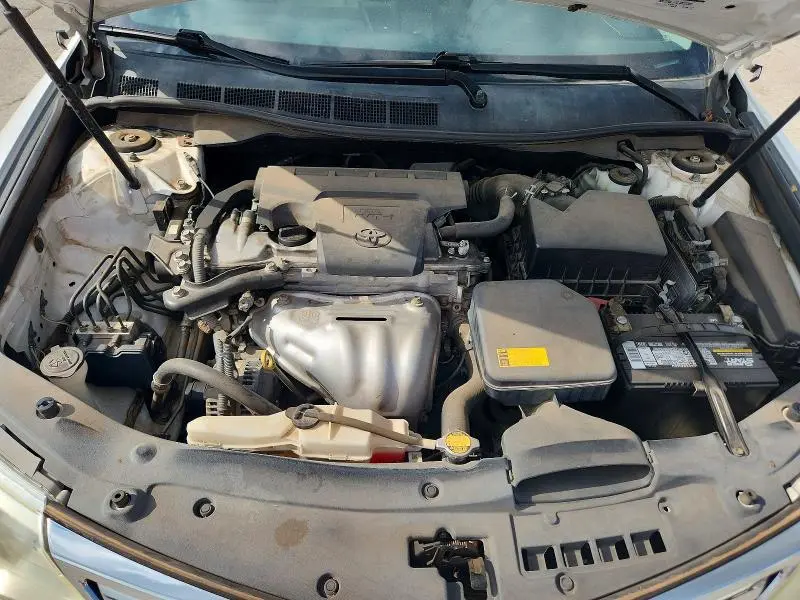 2014 TOYOTA CAMRY LE  